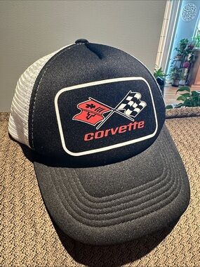 EUC Pre-Loved Corvette Black & White Mesh Trucker Hat OS CHEVROLET Aeropostale